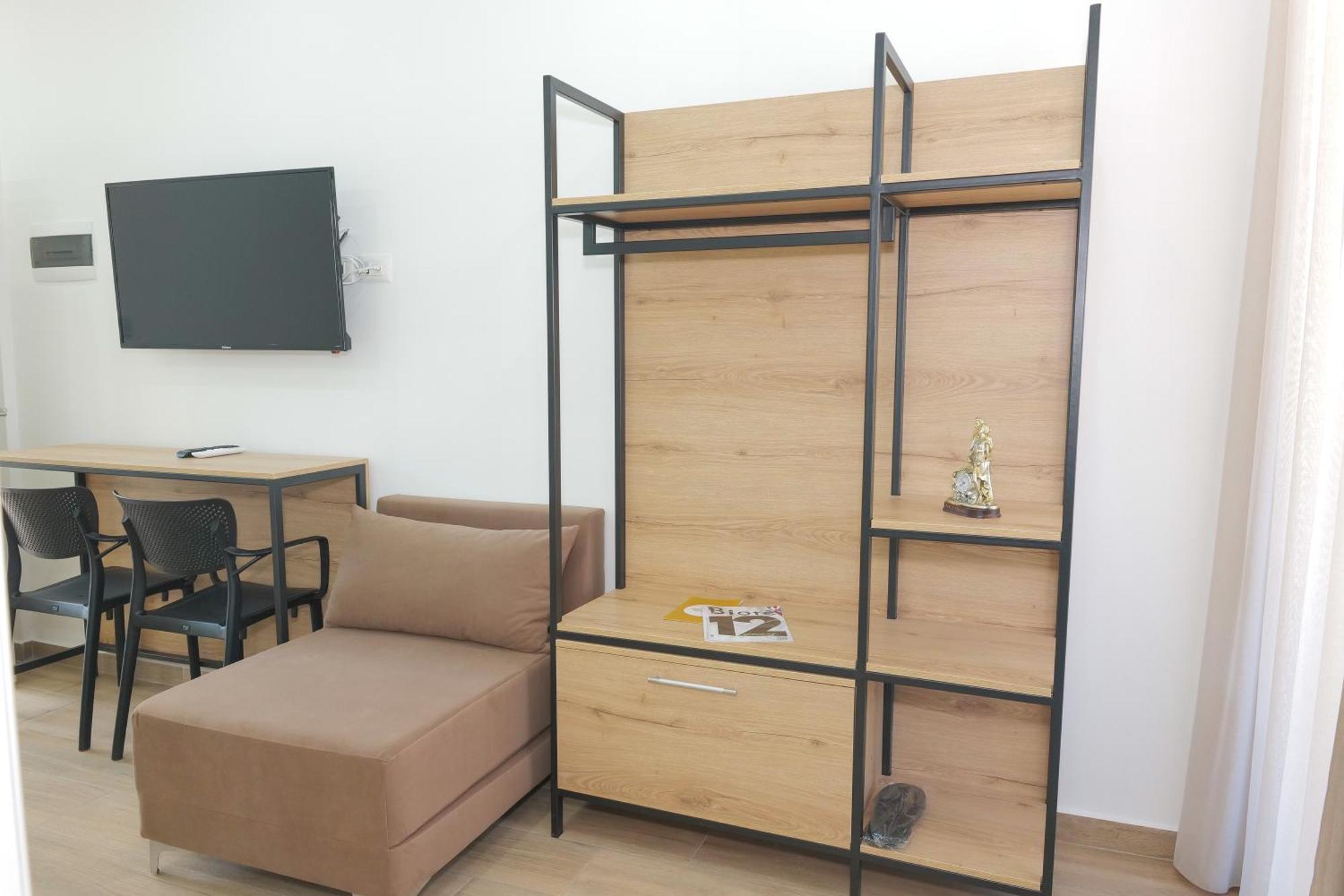 Afa Hotel Durres Bagian luar foto